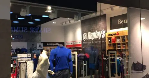 REPLAY’S CC PLAZA CENTRAL REPLAY’S CC PLAZA CENTRAL